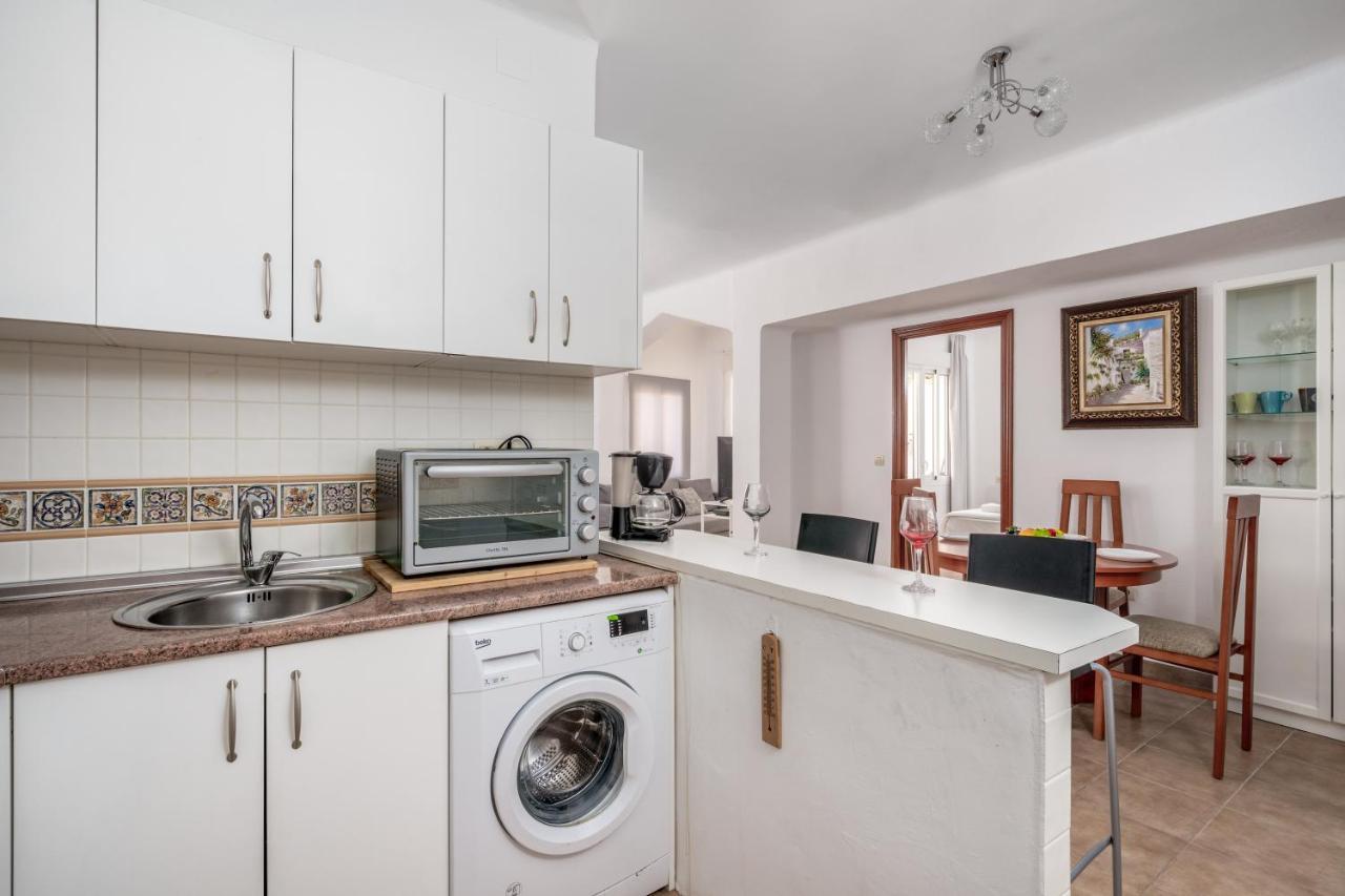 Appartamento Spacious Flat In The Heart Of Ref 39 *